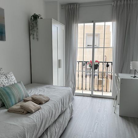 Moderno Piso De 3 Dormitorios En La Playa De Rincon De La Victoria Malaga Exteriér fotografie