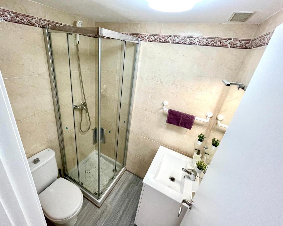 Moderno Piso De 3 Dormitorios En La Playa De Rincon De La Victoria Malaga Exteriér fotografie